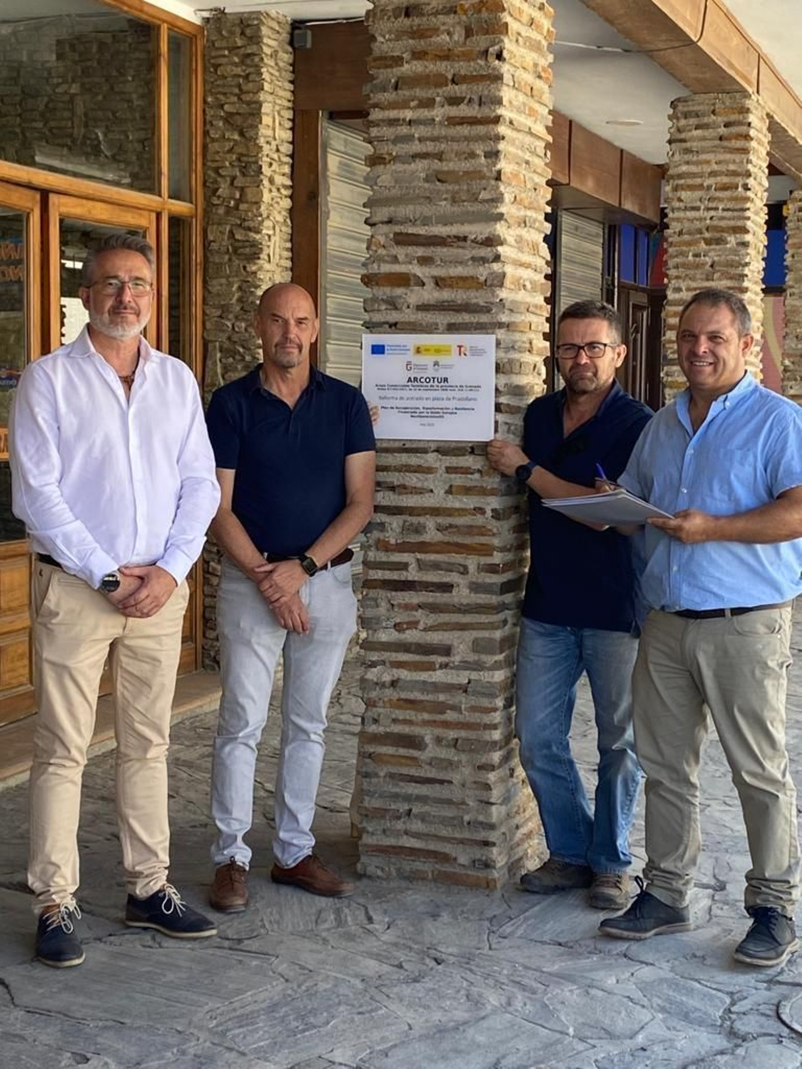 La Diputación de Granada destina casi 50.000 euros para la mejora del acerado de Pradollano