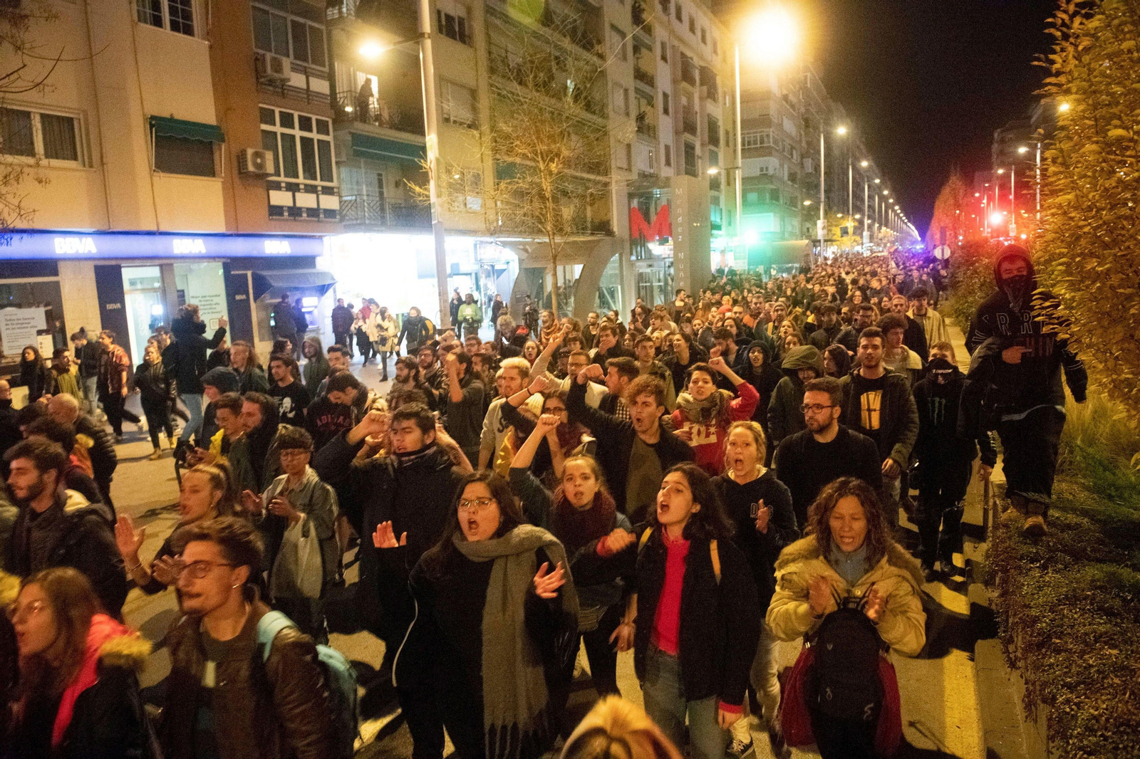 Las imágenes de la manifestación antifascista en Granada