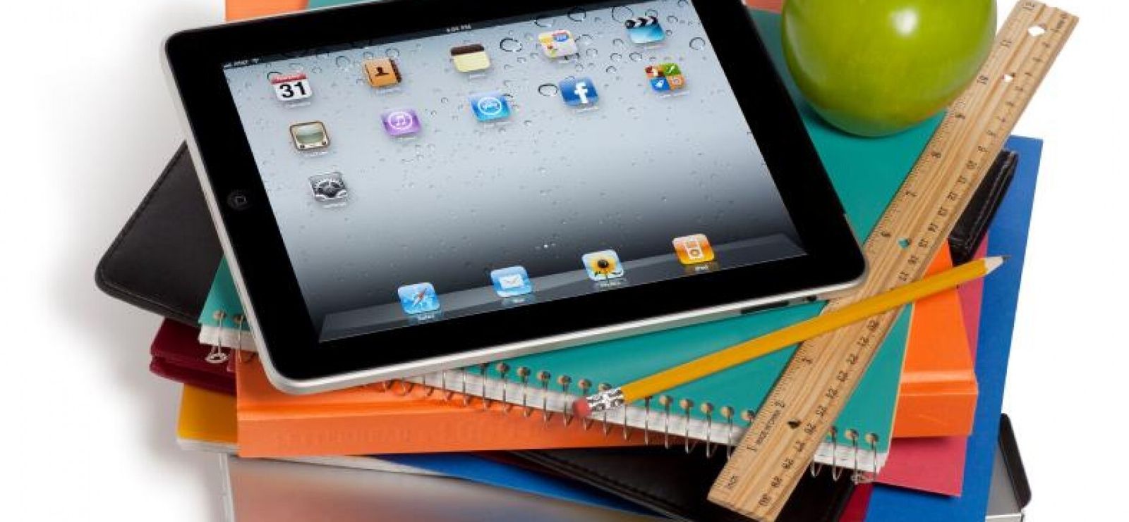 Este libro analiza los contenidos audiovisuales generados en la red como herramientas educativas.