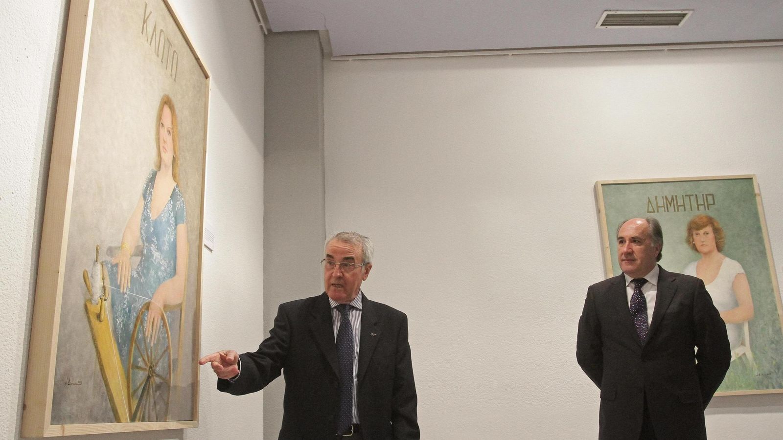 Juan Jimenez 'Zahara', en 2016 con algunas de sus obras en el museo municipal