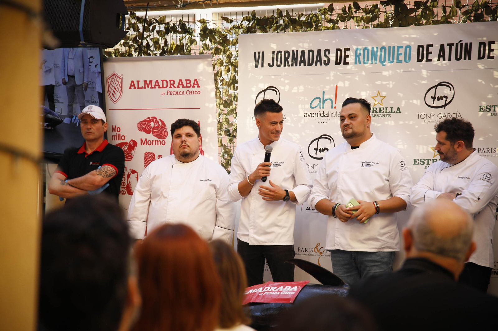 El ronqueo del atún en el Espacio Gatronómico Tony García, en imágenes