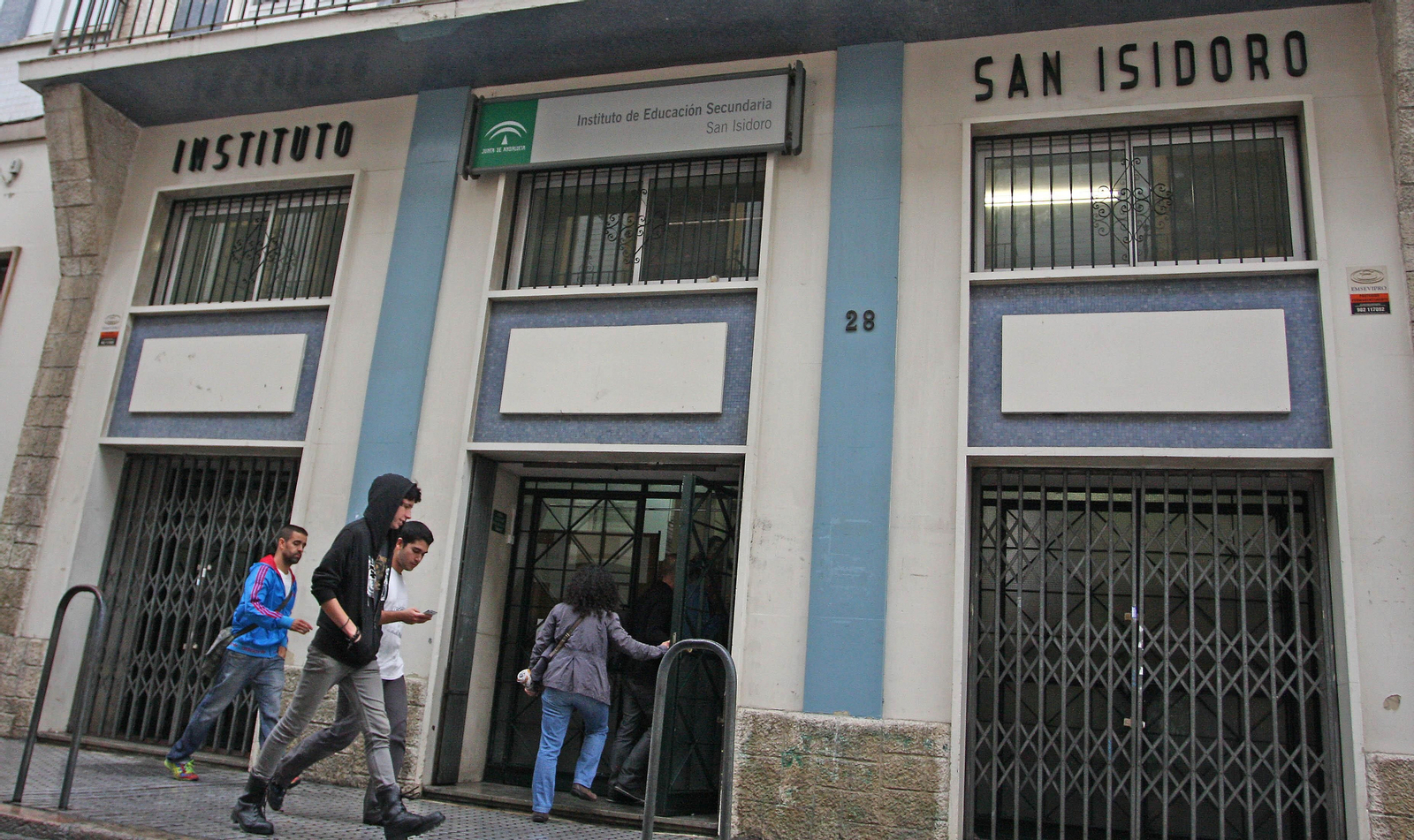 Fachada principal del Instituto San Isidoro.