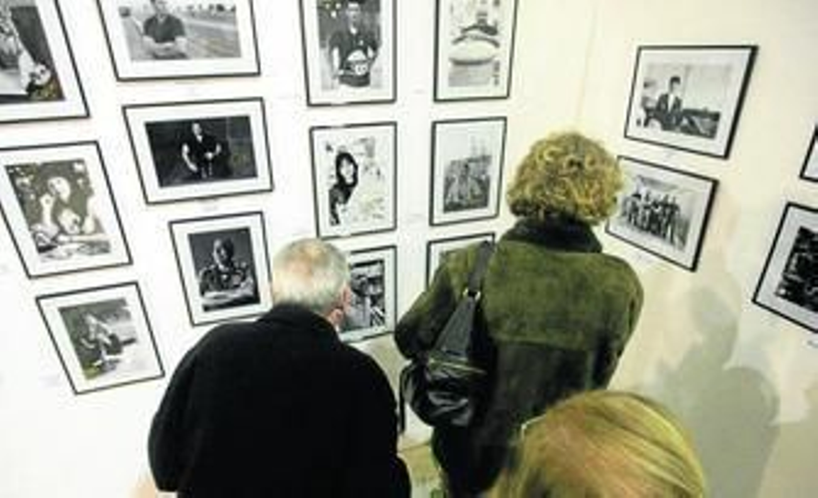 Varias de las fotografías que componen la muestra 'Especiales', que se puede ver hasta el 14 de febrero en la Fundación José Luis Cano.