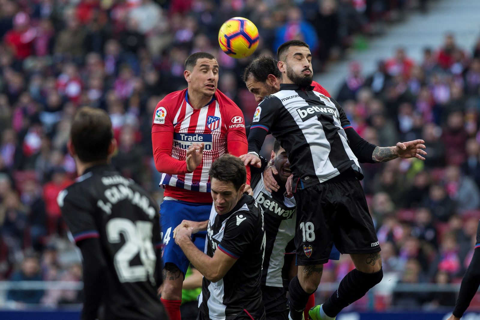 El Atlético de Madrid-Levante, en imágenes
