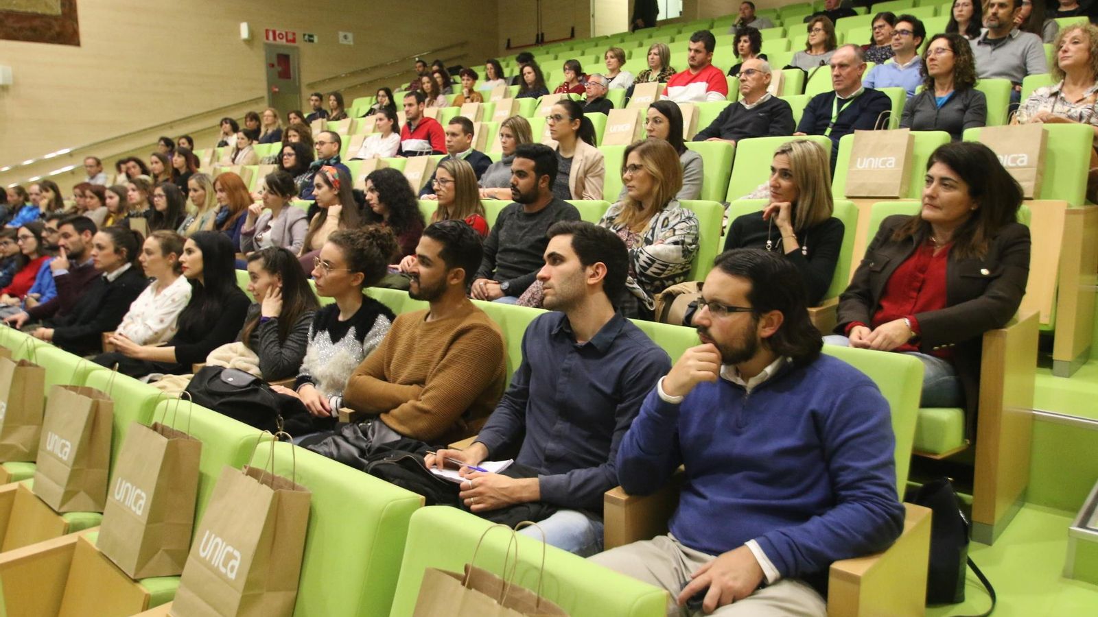 El auditorio del PITA ha albergado la charla de Aitor Sánchez.