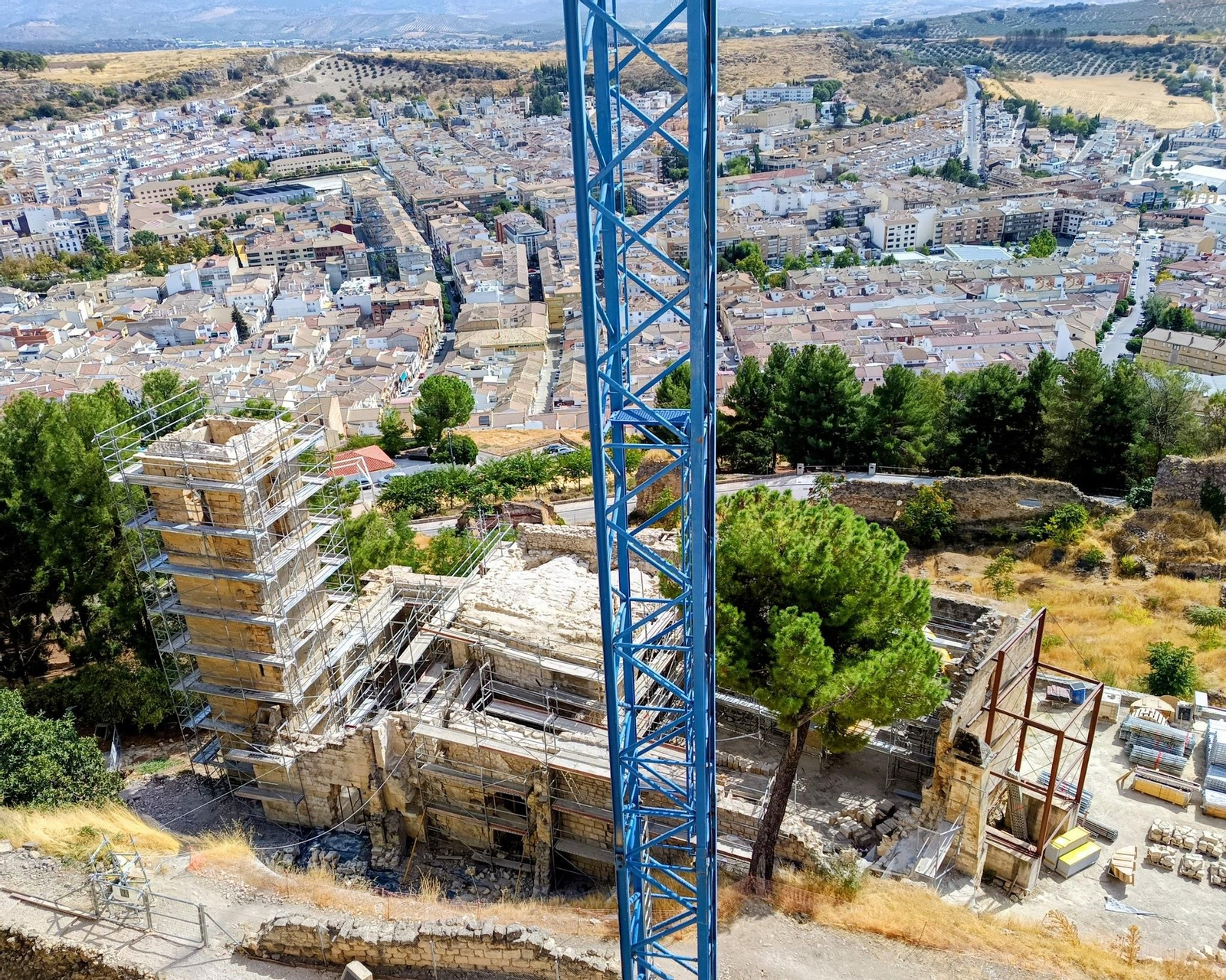 Actual estado de las obras en la iglesia de Santo Domingo de Silos.