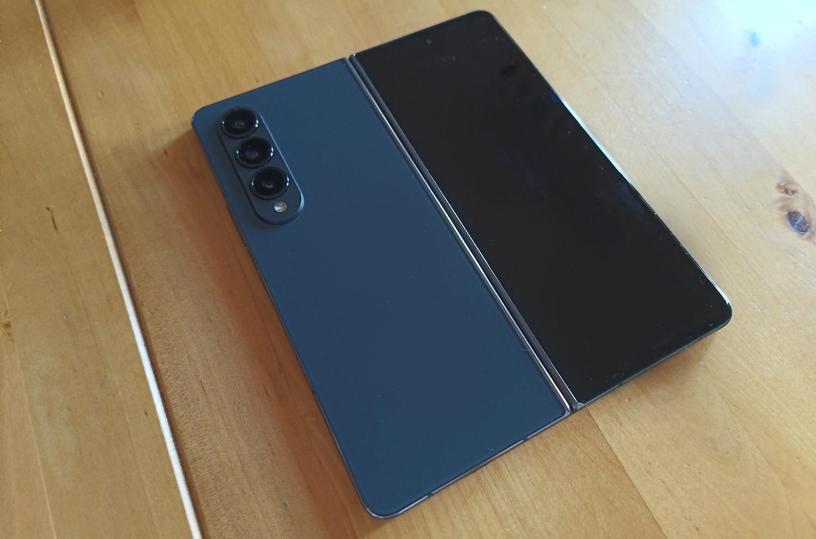 Samsung Galaxy Z Fold 4