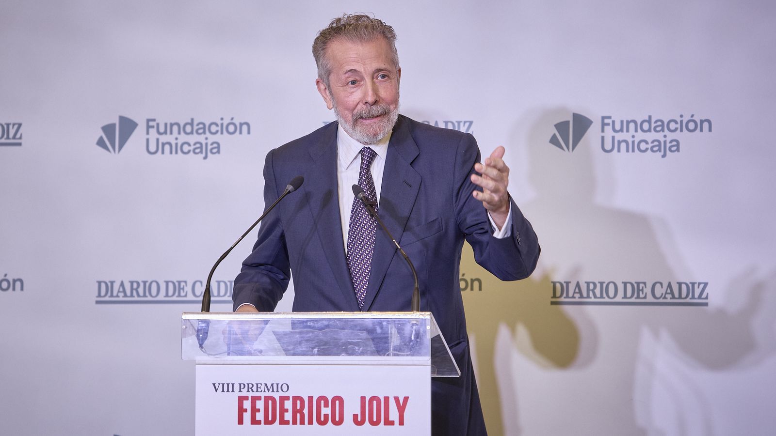 Las imágenes de la entrega del VIII Premio Federico Joly a Sara Baras en Cádiz