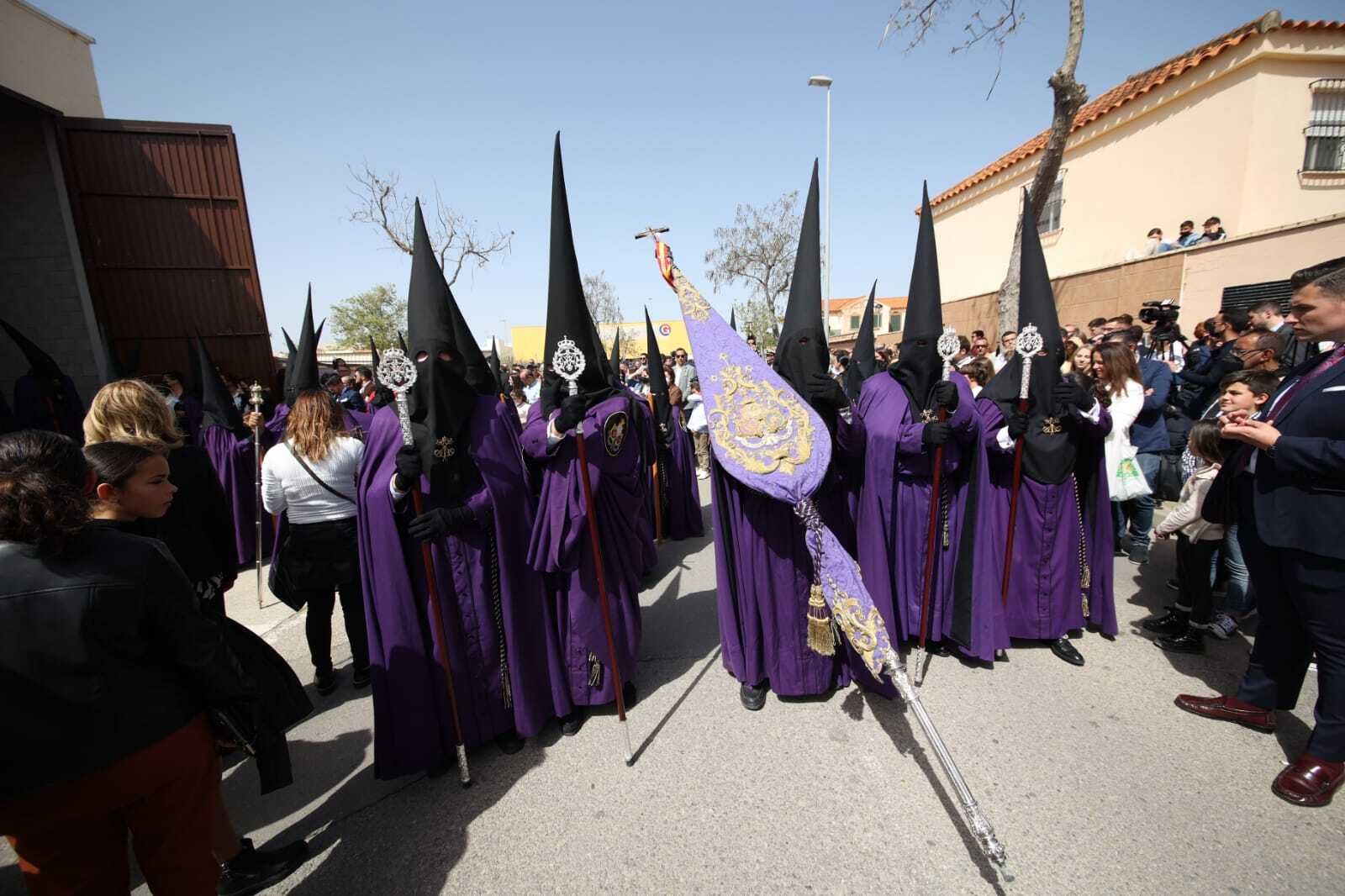 La hermandad de Pasión, arropada por su barrio