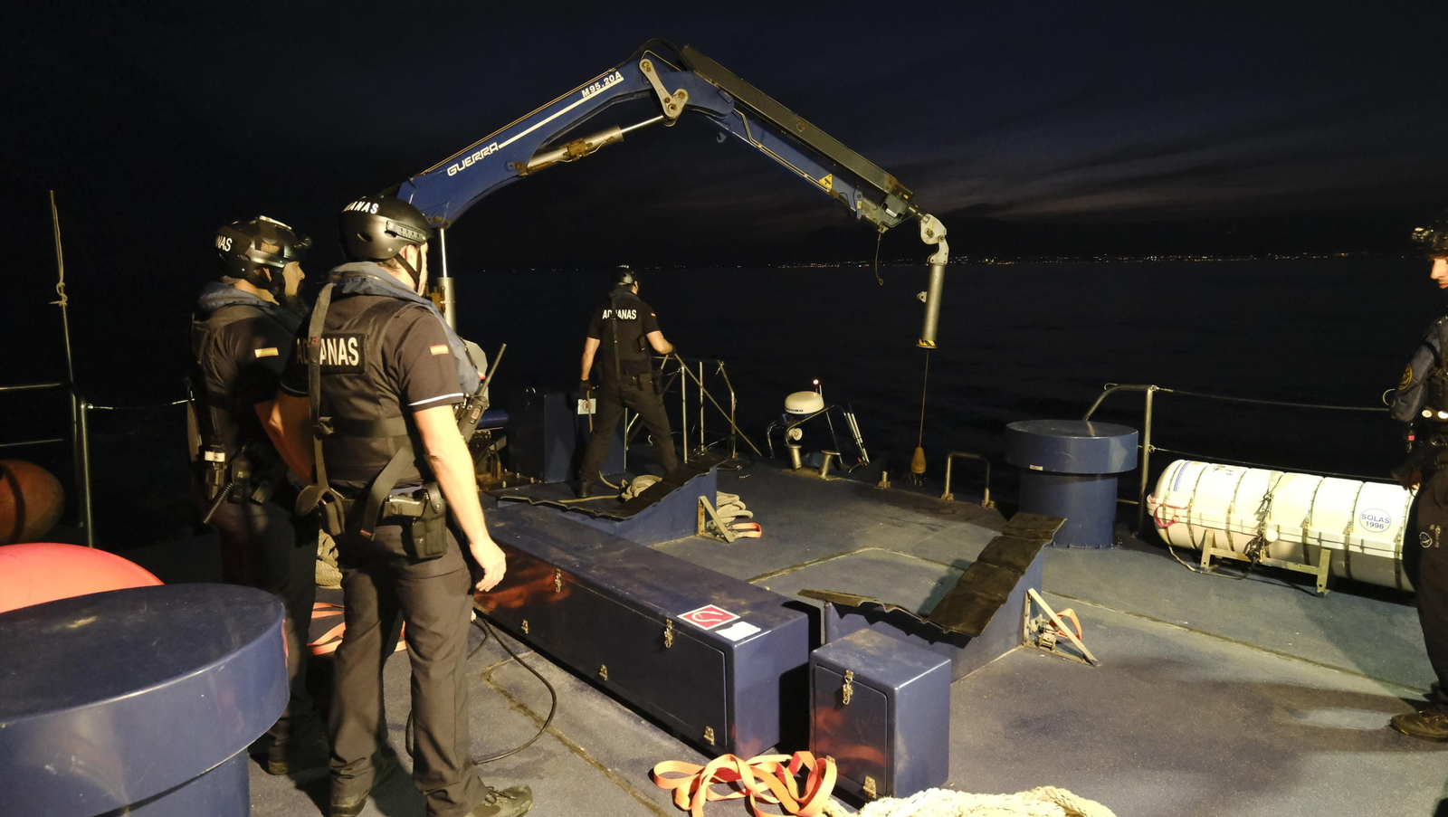 Imágenes de la vigilancia de la Agencia Tributaria en el mar