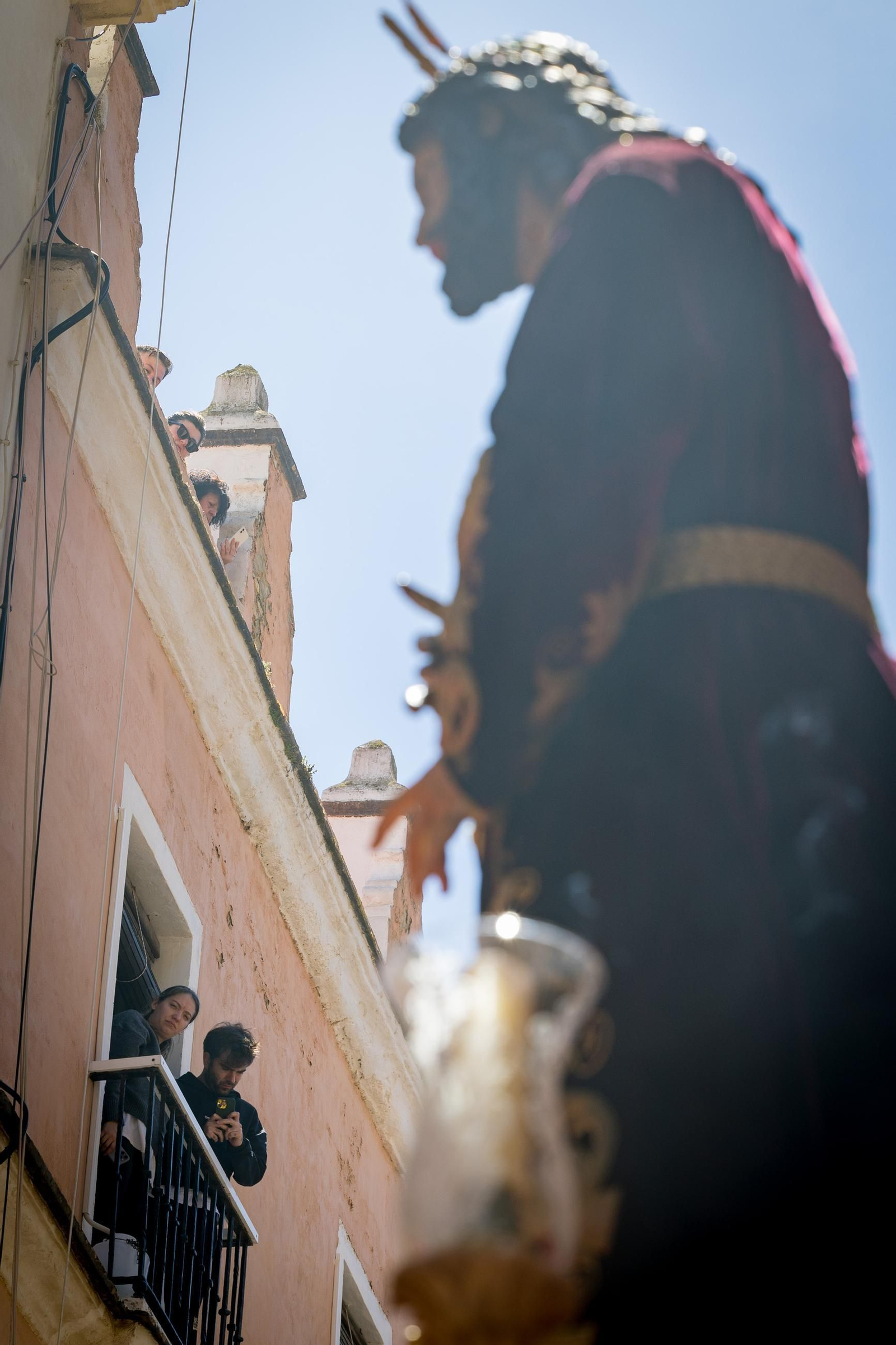 Imágenes de la salida de Las Penas en la Semana Santa de Cádiz 2025 Imágenes de la salida de Las Penas en la Semana Santa de Cádiz 2025