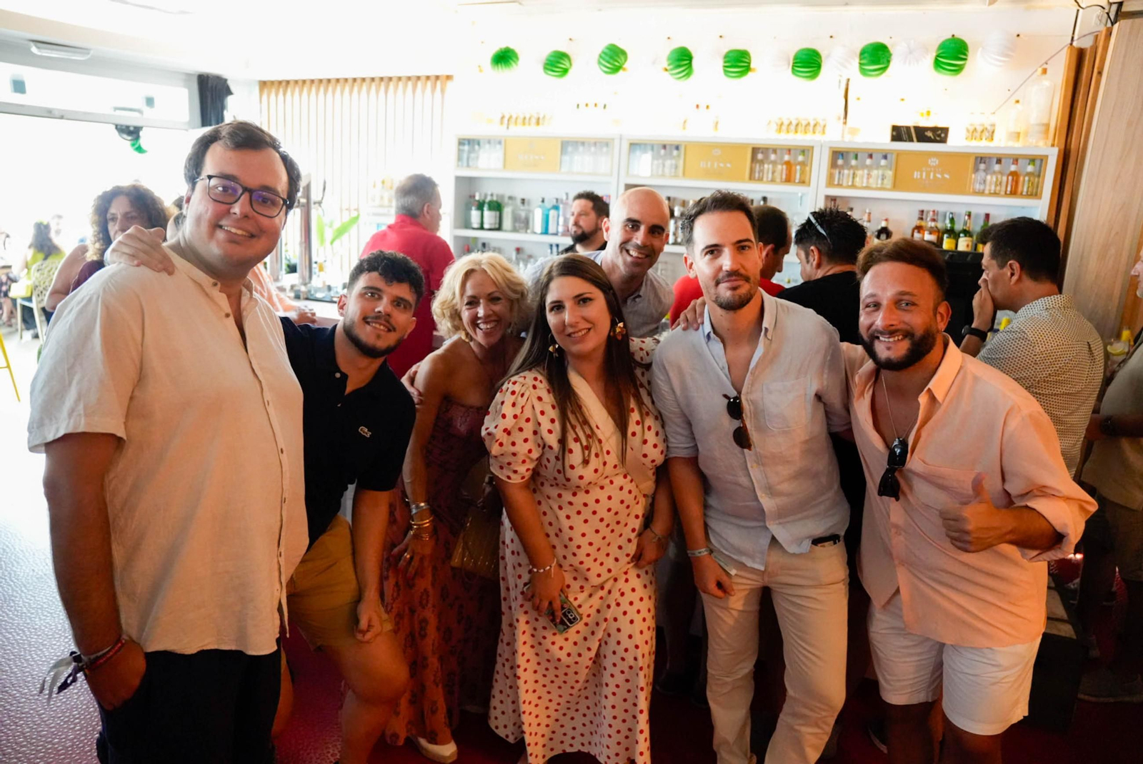 Los almerienses disfrutan del lunes en la Feria del Mediodía