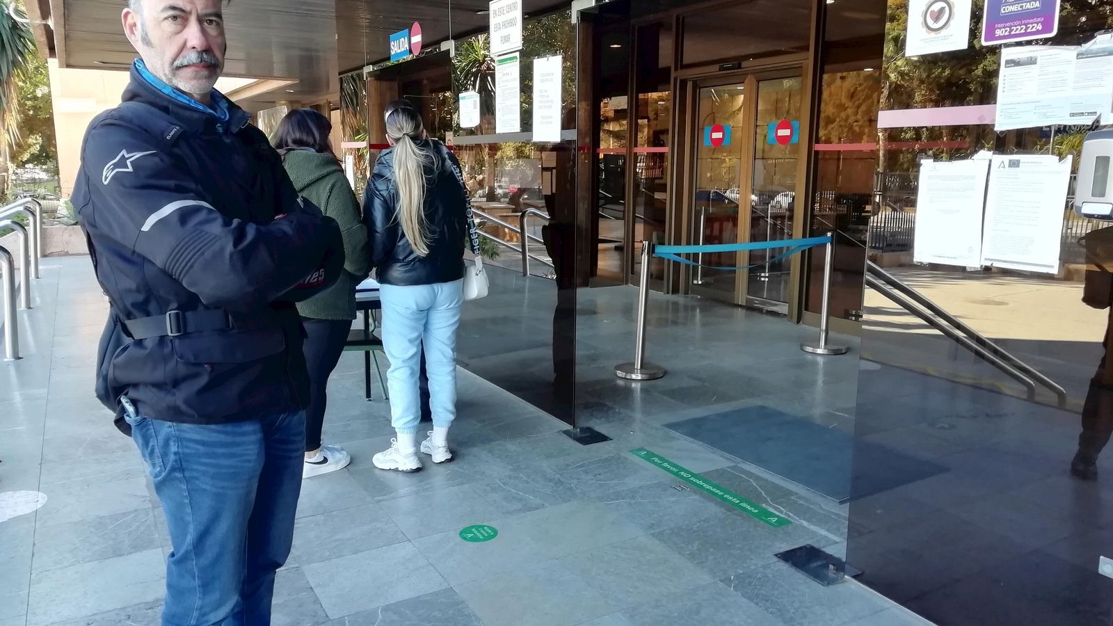 David Ortiz sólo tenía que entregar un escrito en el edificio múltiple y aunque ya estaba en la puerta, tendrá que volver la semana que viene.