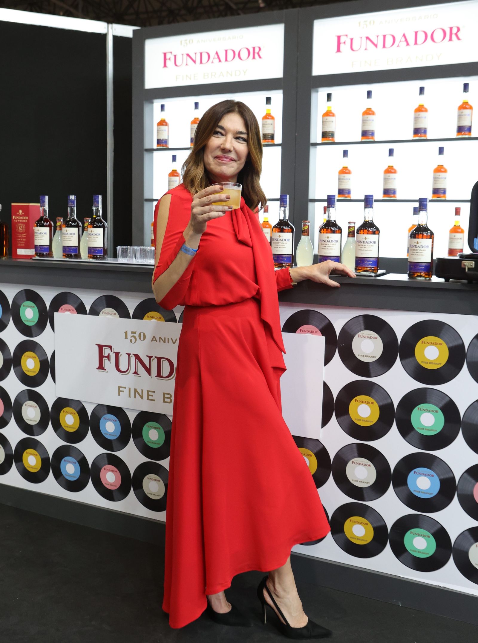 Raquel Revuelta, responsable de SIMOF, en el stand-barra de Fundador.