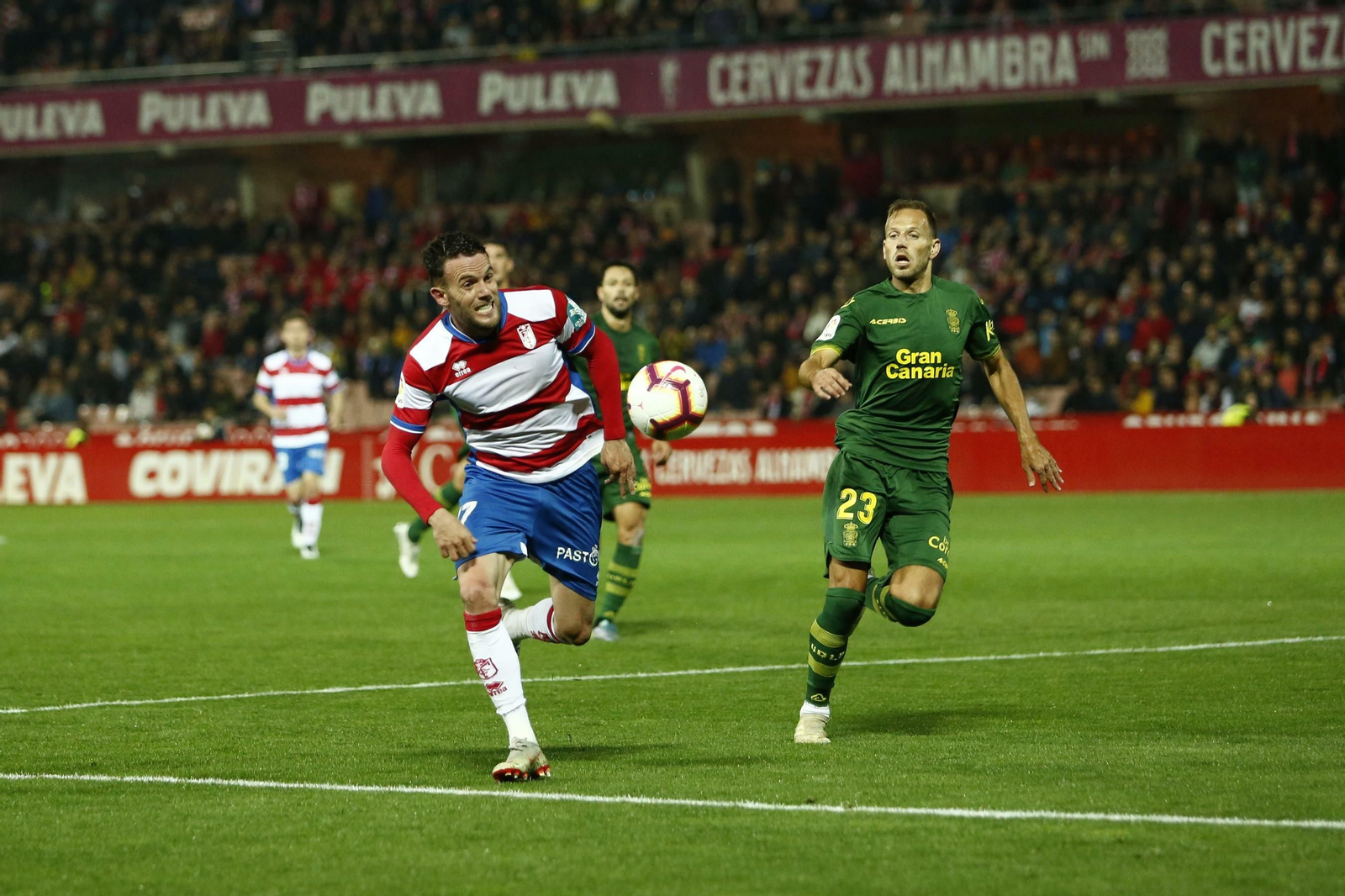 Quini hizo un esfuerzo descomunal para terminar el encuentro ante Las Palmas.