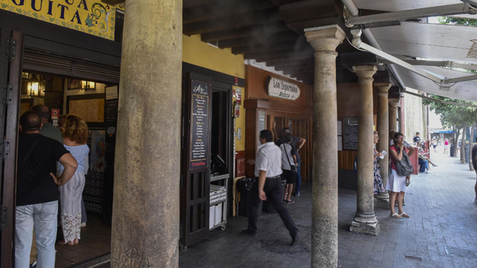 Soportales de El Salvador.