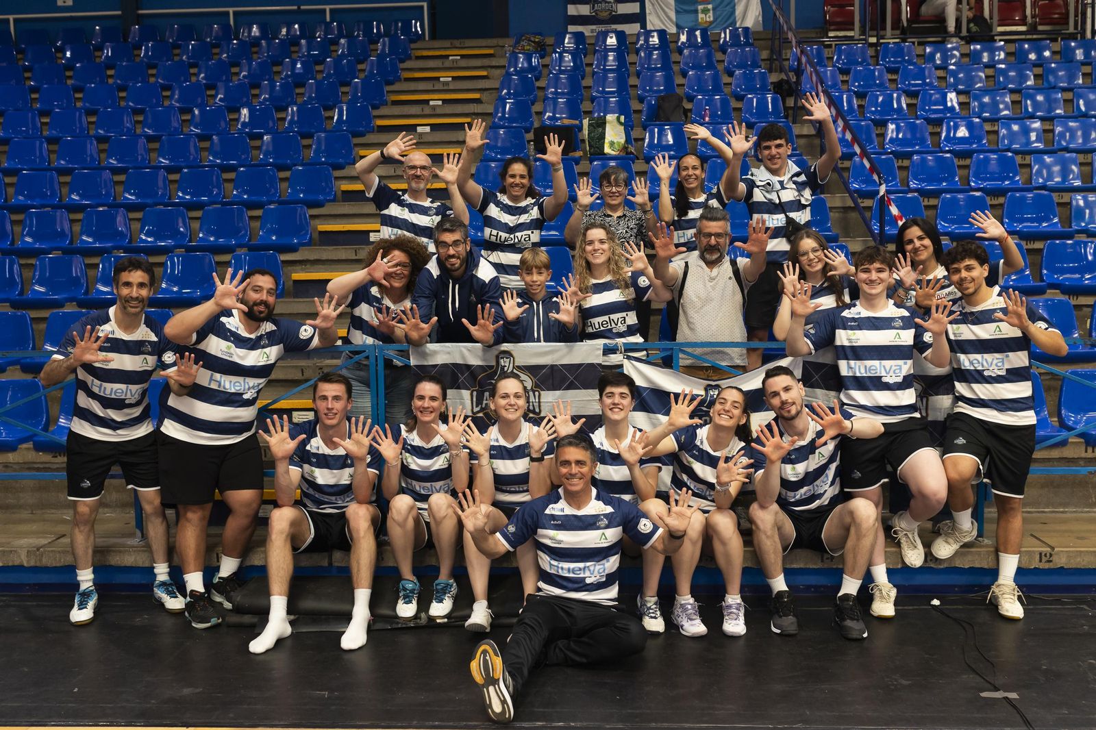 El IES La Orden celebra sus diez títulos ligueros.