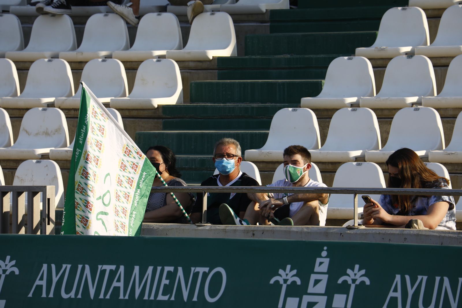 La victoria del Córdoba CF ante el Cádiz B, en imágenes