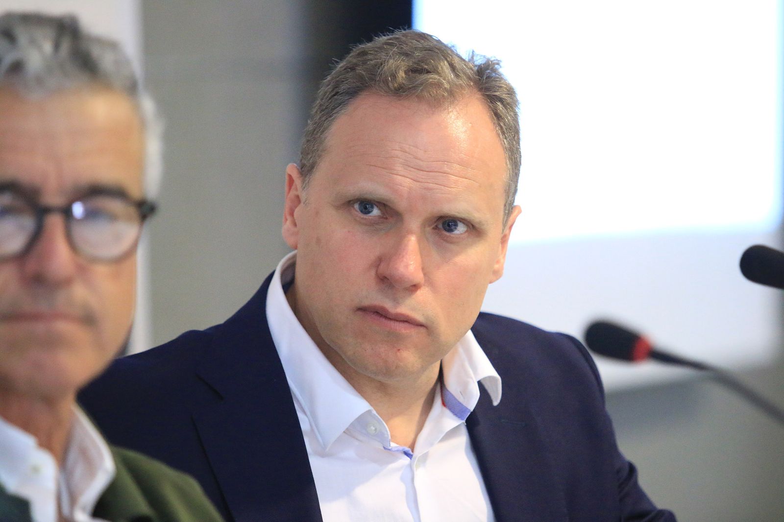 Daniel Lacalle, durante su ponencia en El Ejido en el acto de COEXPHAL