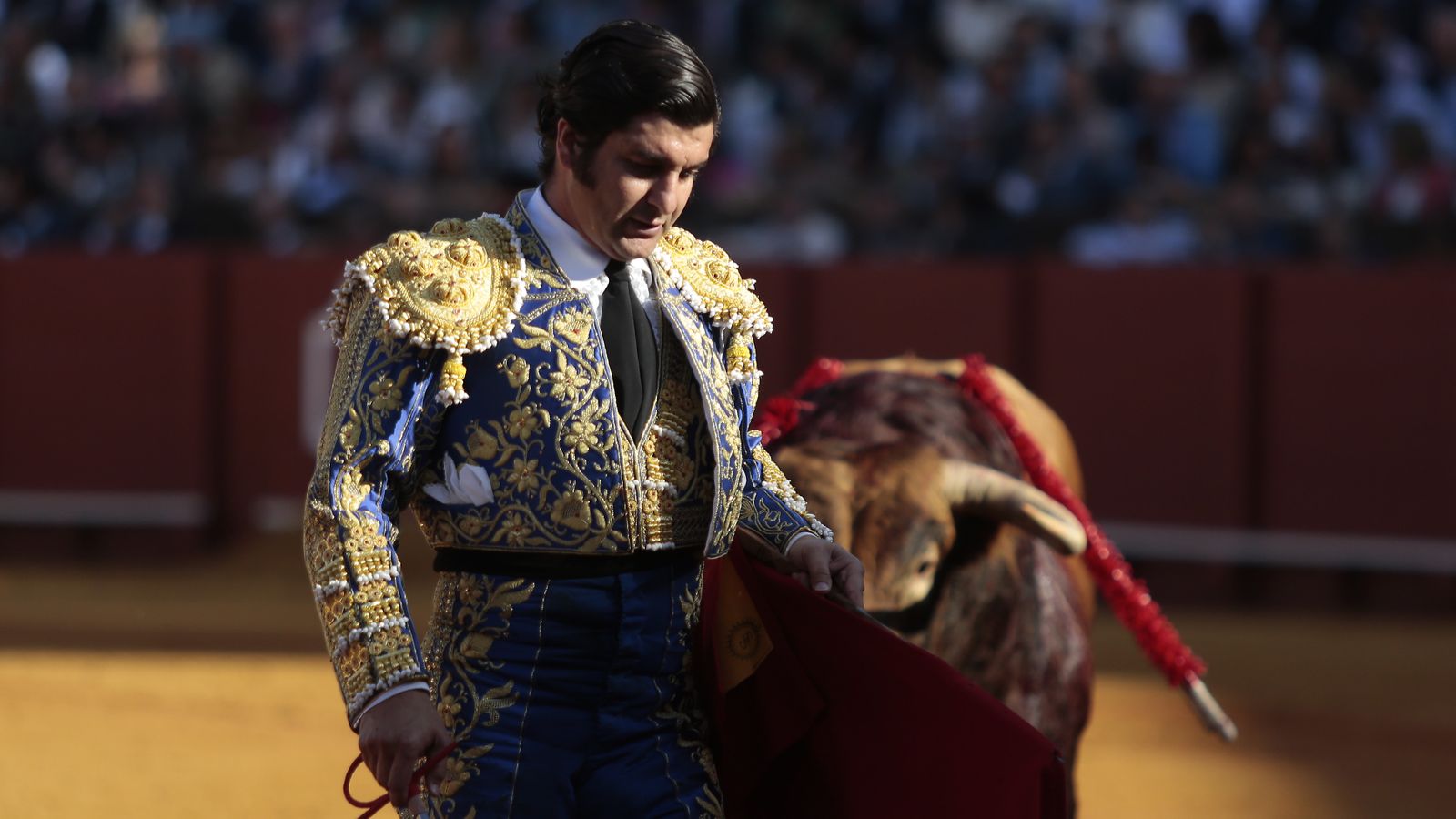Las imágenes de la corrida del lunes de Feria