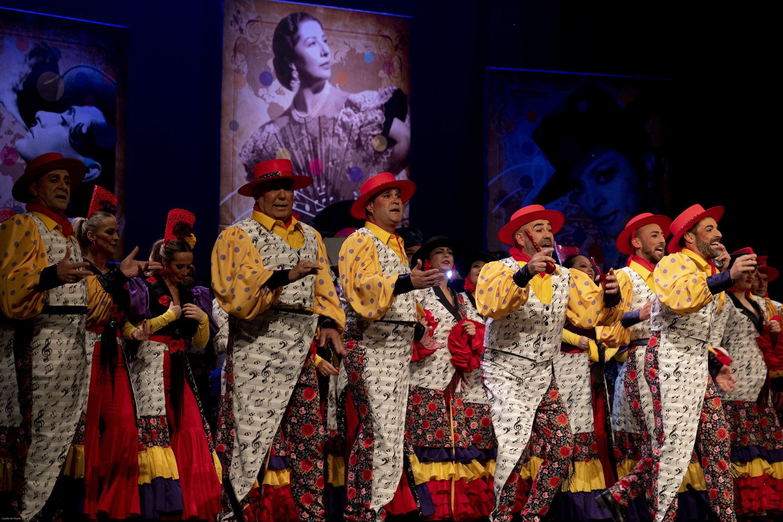 Coro 'El baúl de la Piquer'