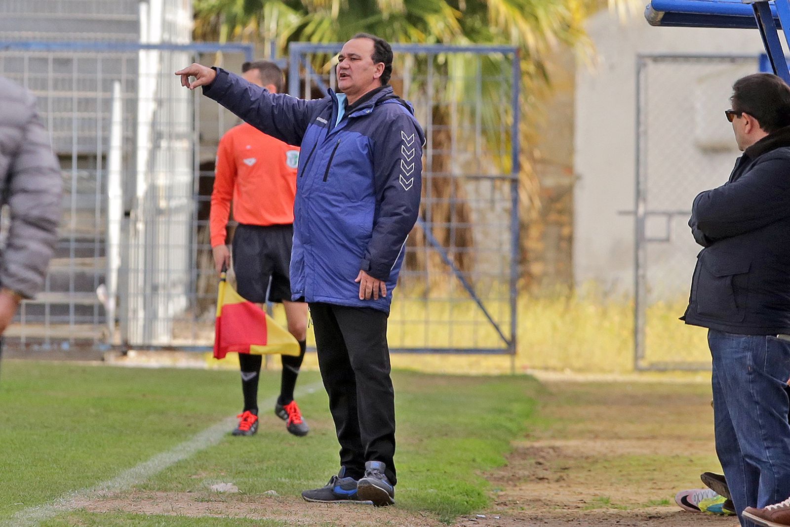 Vicente Vargas, entrenador del Xerez CD, cree que La Palma les va a generar bastantes problemas por su potencial ofensivo.