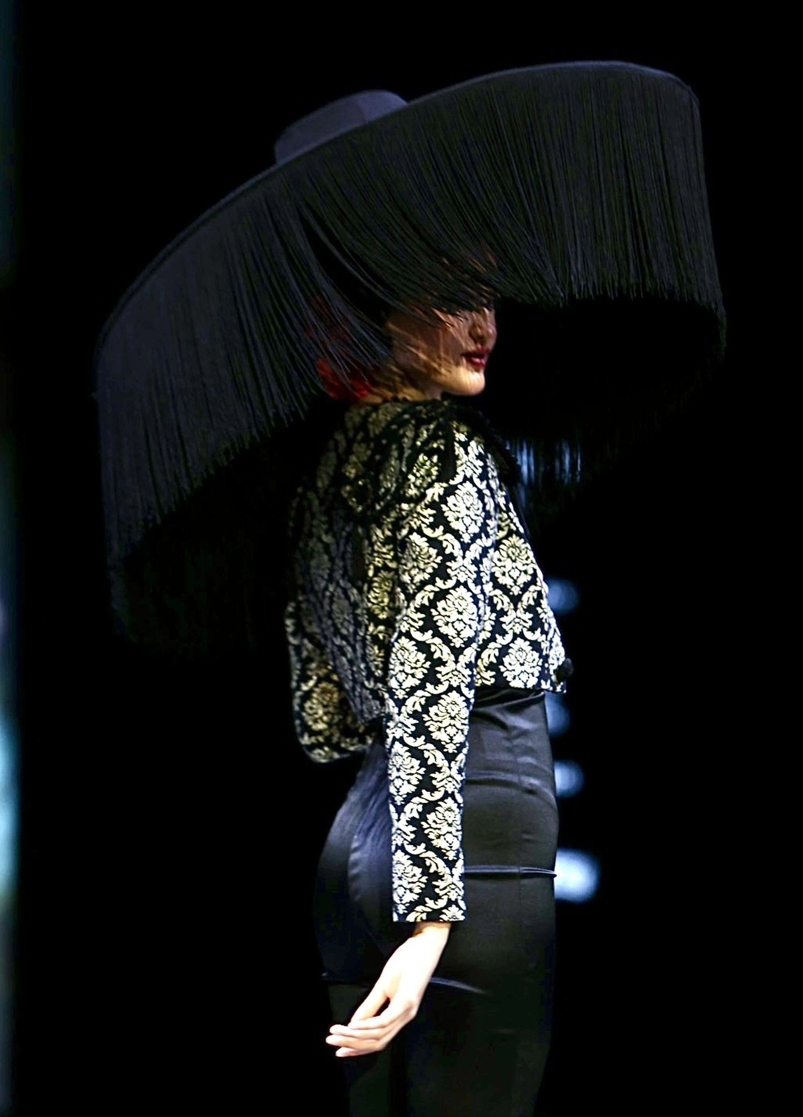 Desfile de Guillermo Peralta en SIMOF, todas las fotos