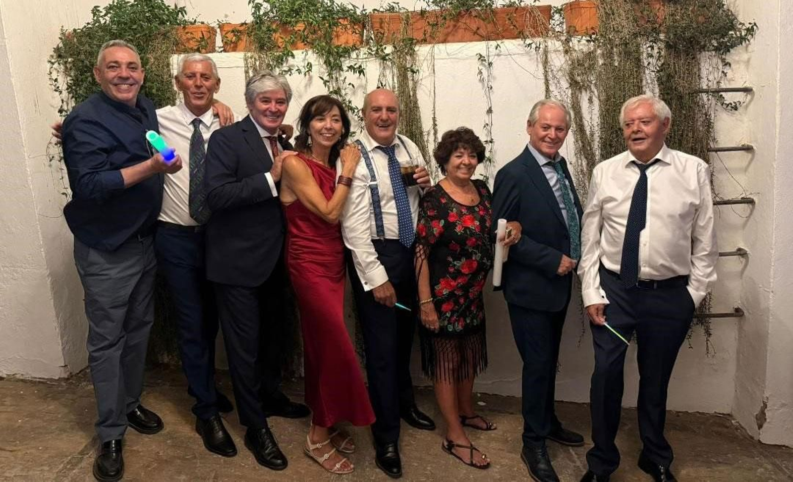 Los hermanos Peque, Arturo, Faly, Leli, Susi, Carmen, Nono y Manuel Álvarez Casado, durante la celebración en el Cortijo de Guerra, en Puerto Real.