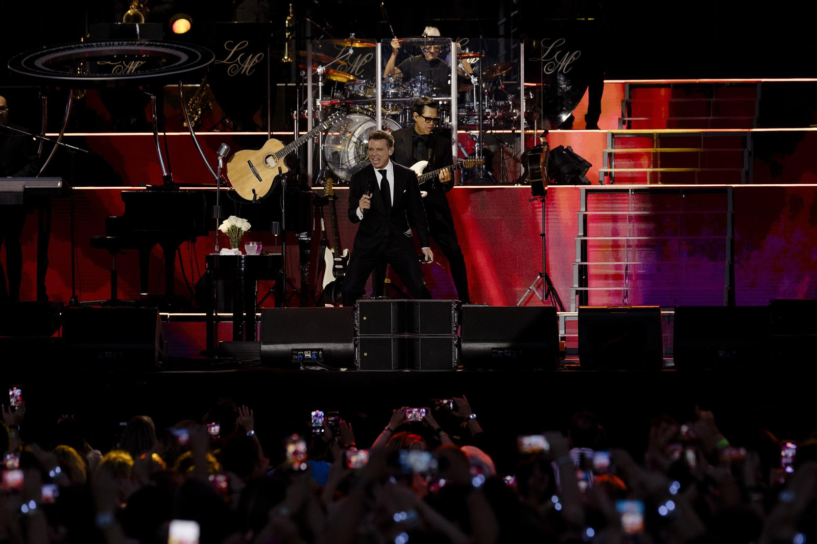 Las imágenes del concierto de Luis Miguel en el Concert Music Las imágenes del concierto de Luis Miguel en el Concert Music