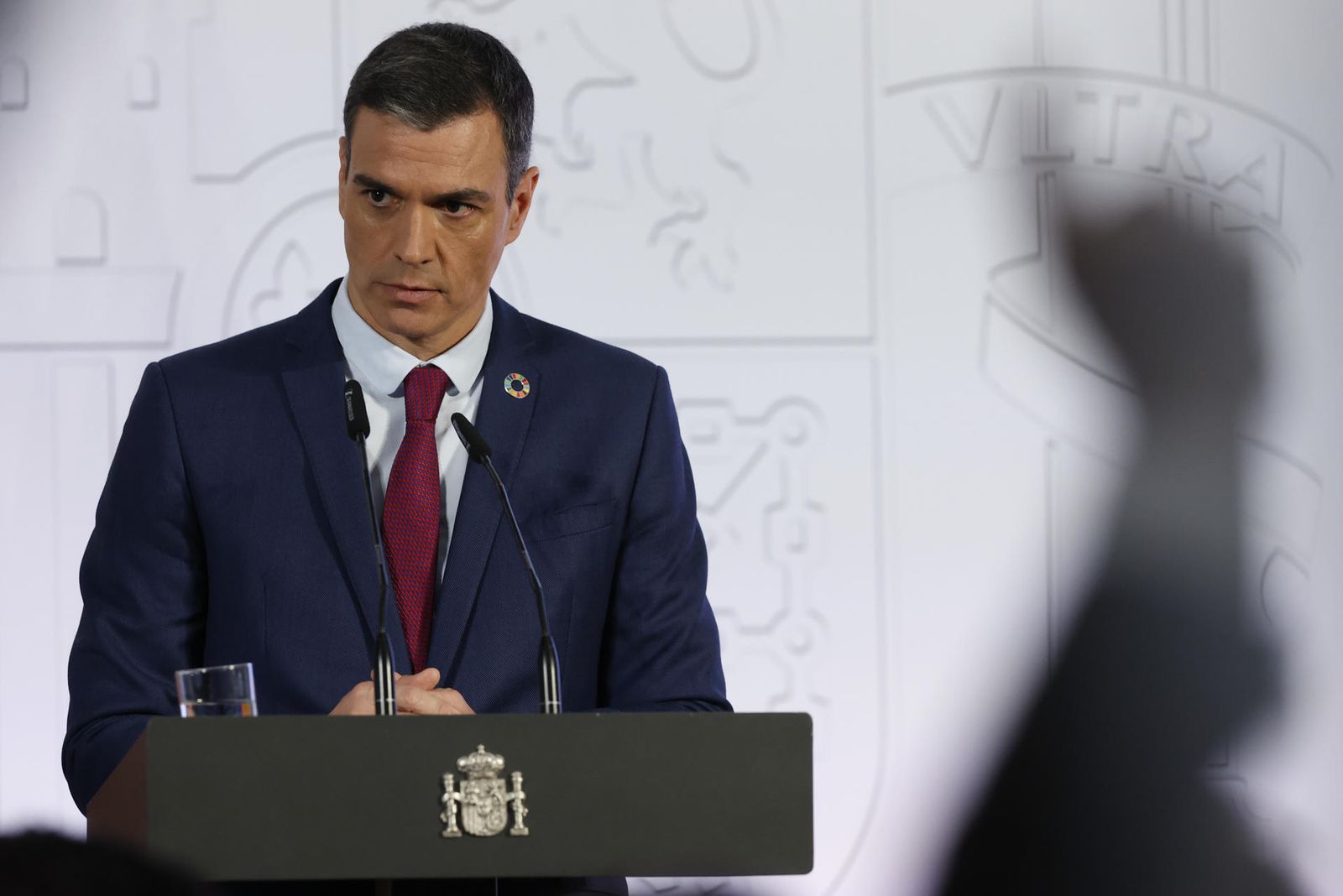 El presidente del Gobierno, Pedro Sánchez comparece ante los medios tras el Consejo de Ministros celebrado en el Palacio de La Moncloa en Madrid este martes.