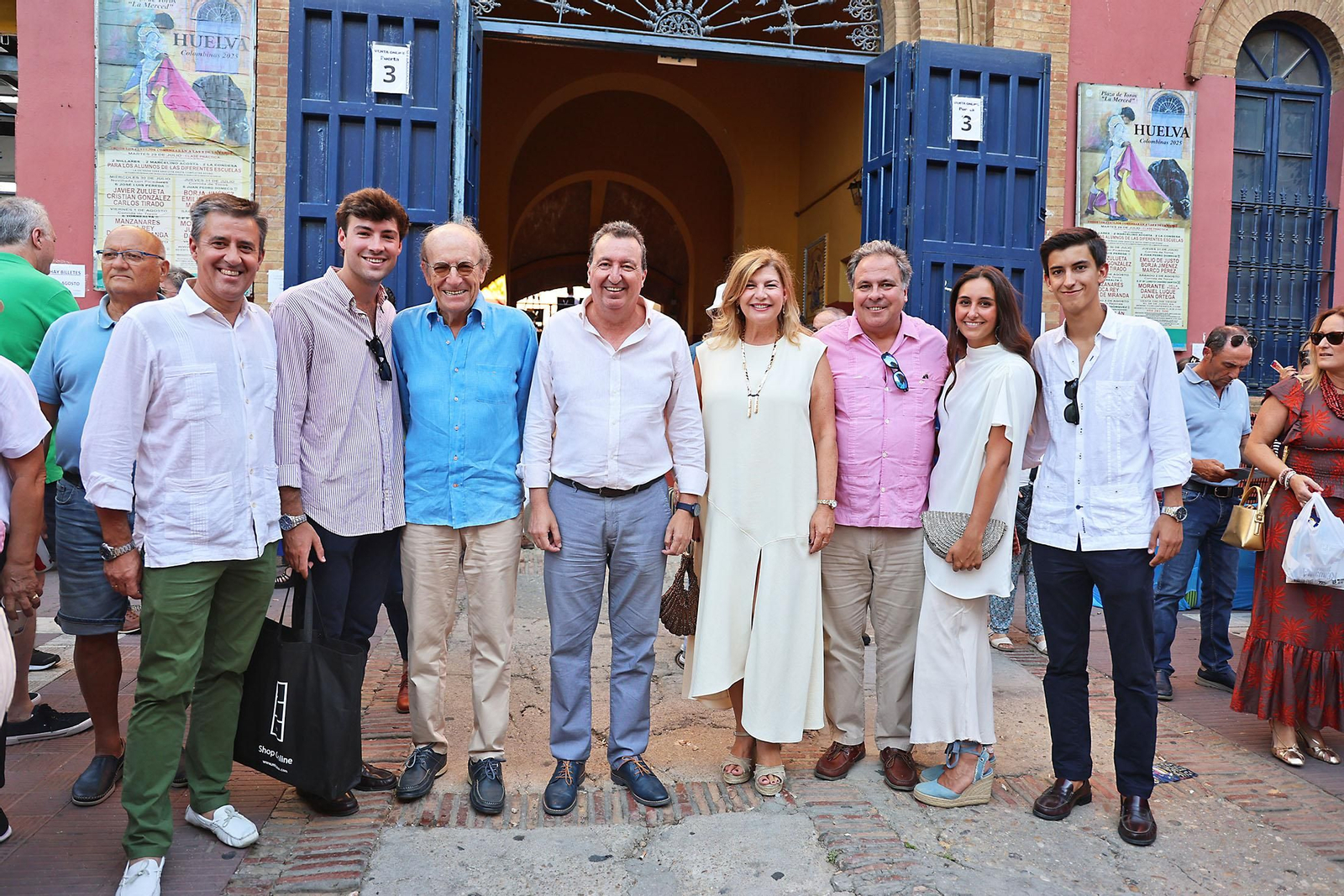Colombinas 2025: Ambiente en la corrida de toros del viernes 1 de agosto en Huelva