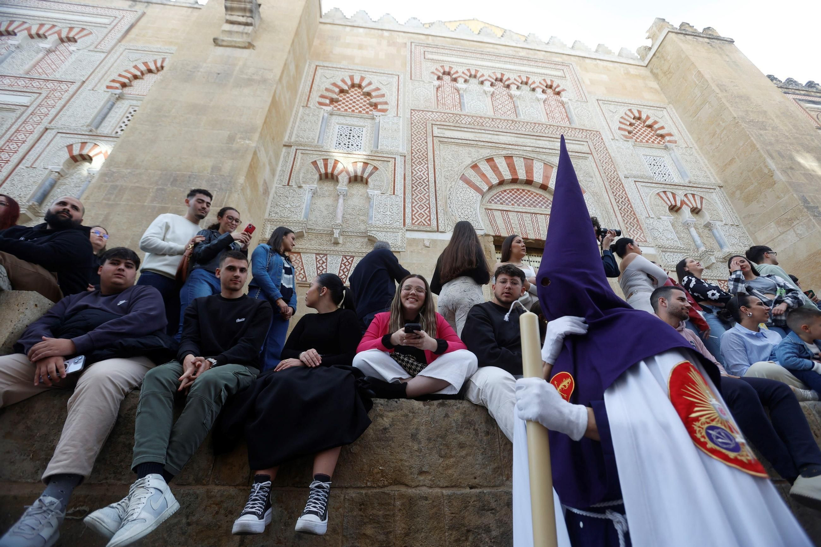 La procesión de la Agonía en este Martes Santo de Córdoba, en imágenes