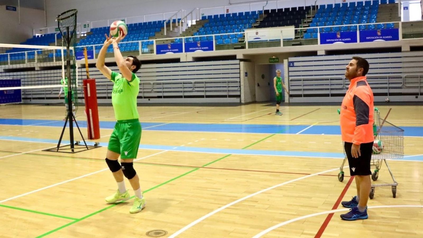 José Fernández y Paulo Renán, en una de las sesiones semanales del equipo.