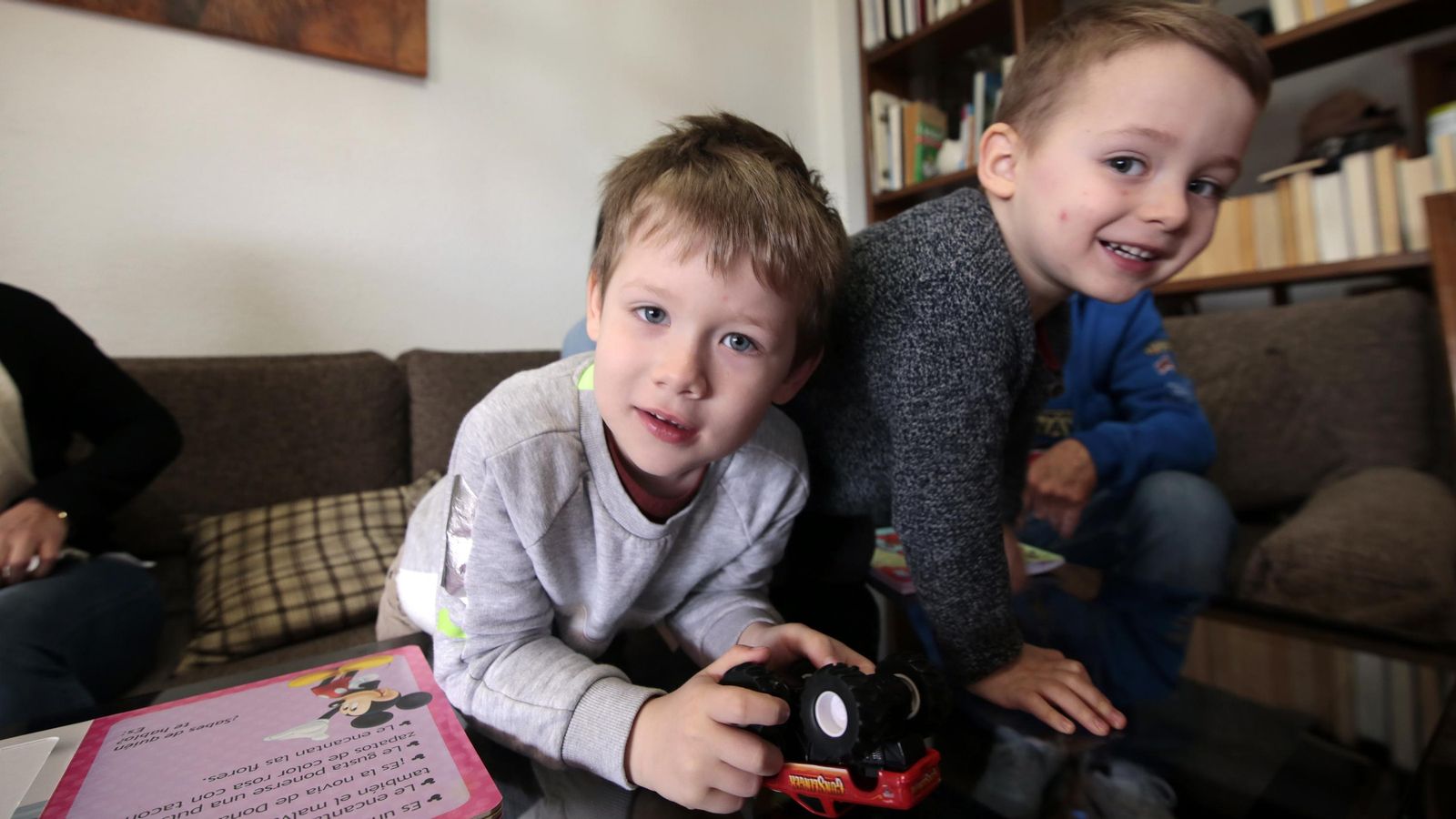 Daniel y Leon, en primer plano.