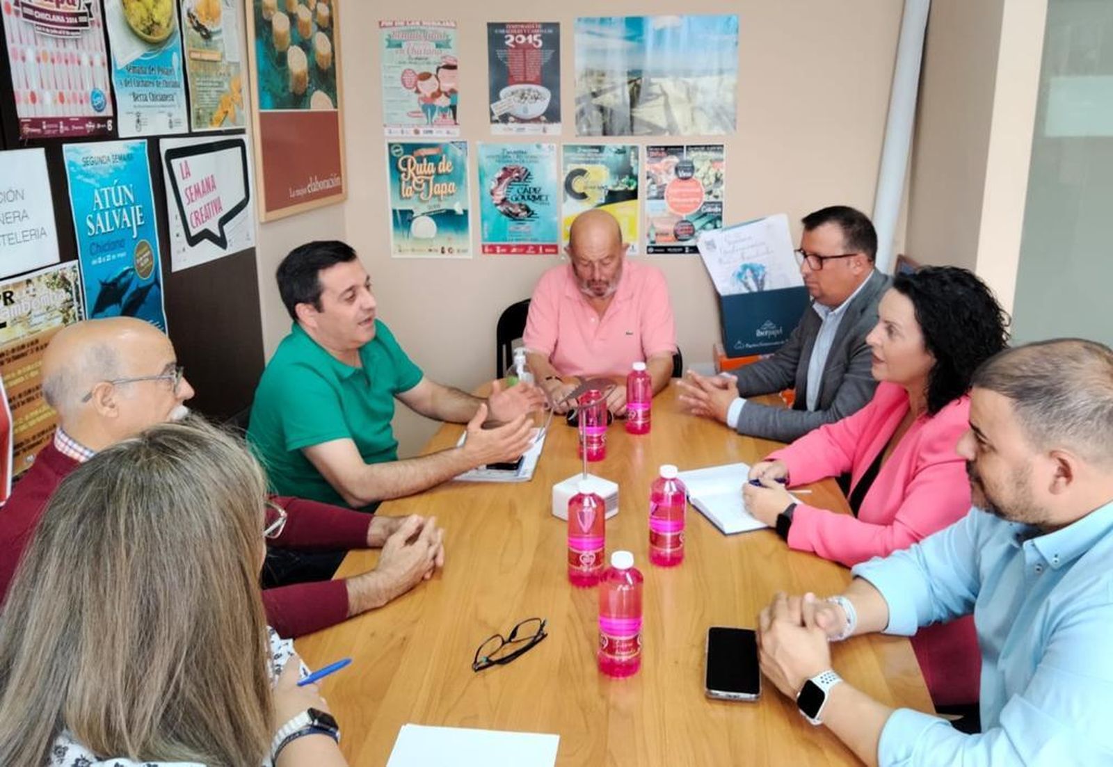 Encuentro del PP con hosteleros de la ciudad.