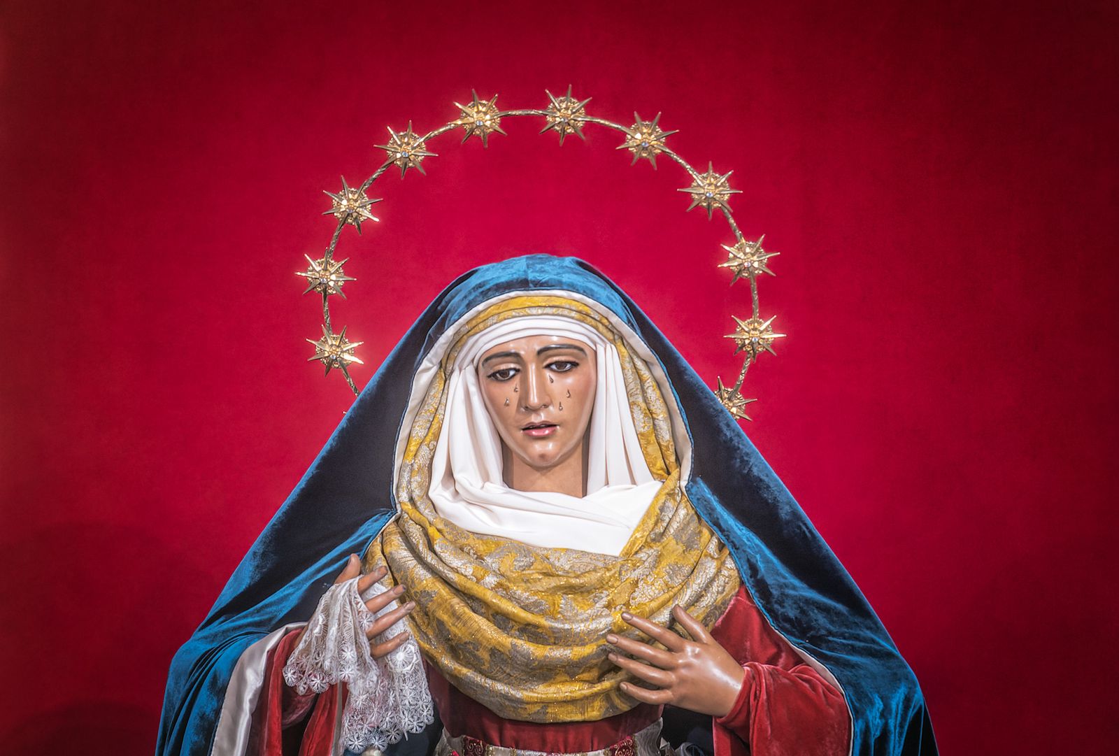 Las fotos del vía crucis de la hermandad de la Buena Muerte