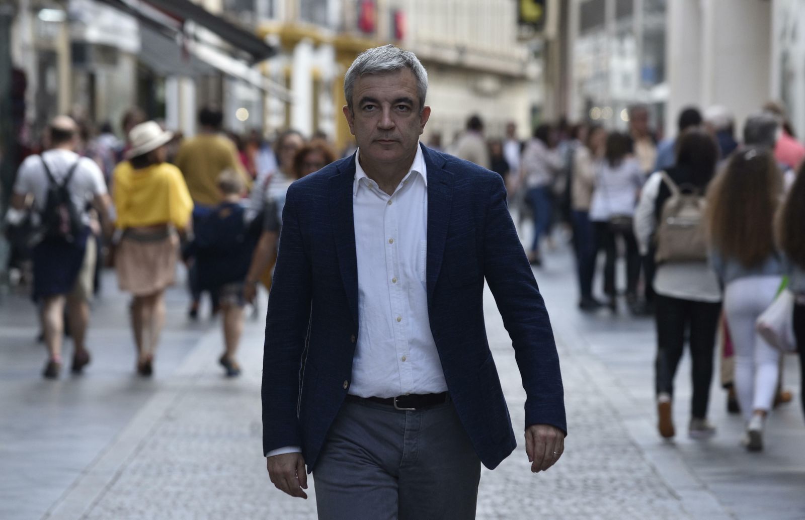 Luis Garicano: "El programa económico de Vox está hecho de ocurrencias y el de Sánchez es el tercer mandato de Zapatero"