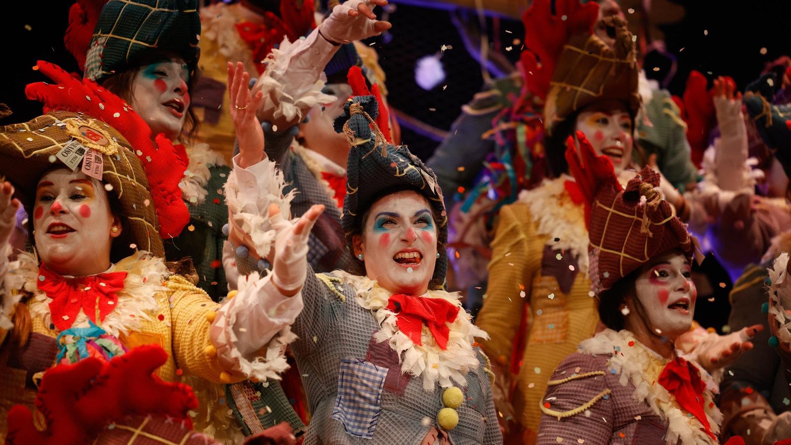 Búscate entre las mejores imágenes de la tercera semifinal del COAC 2025