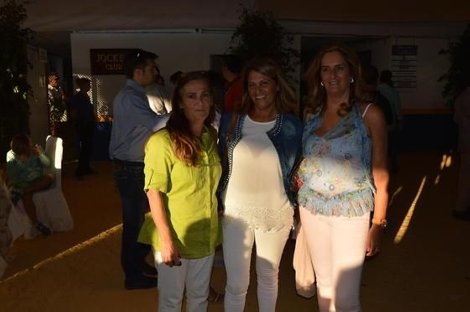 Asunción Serrano Peña, Adela Hidalgo y Mariquilla Silva.

Foto: Ignacio Casas de Ciria