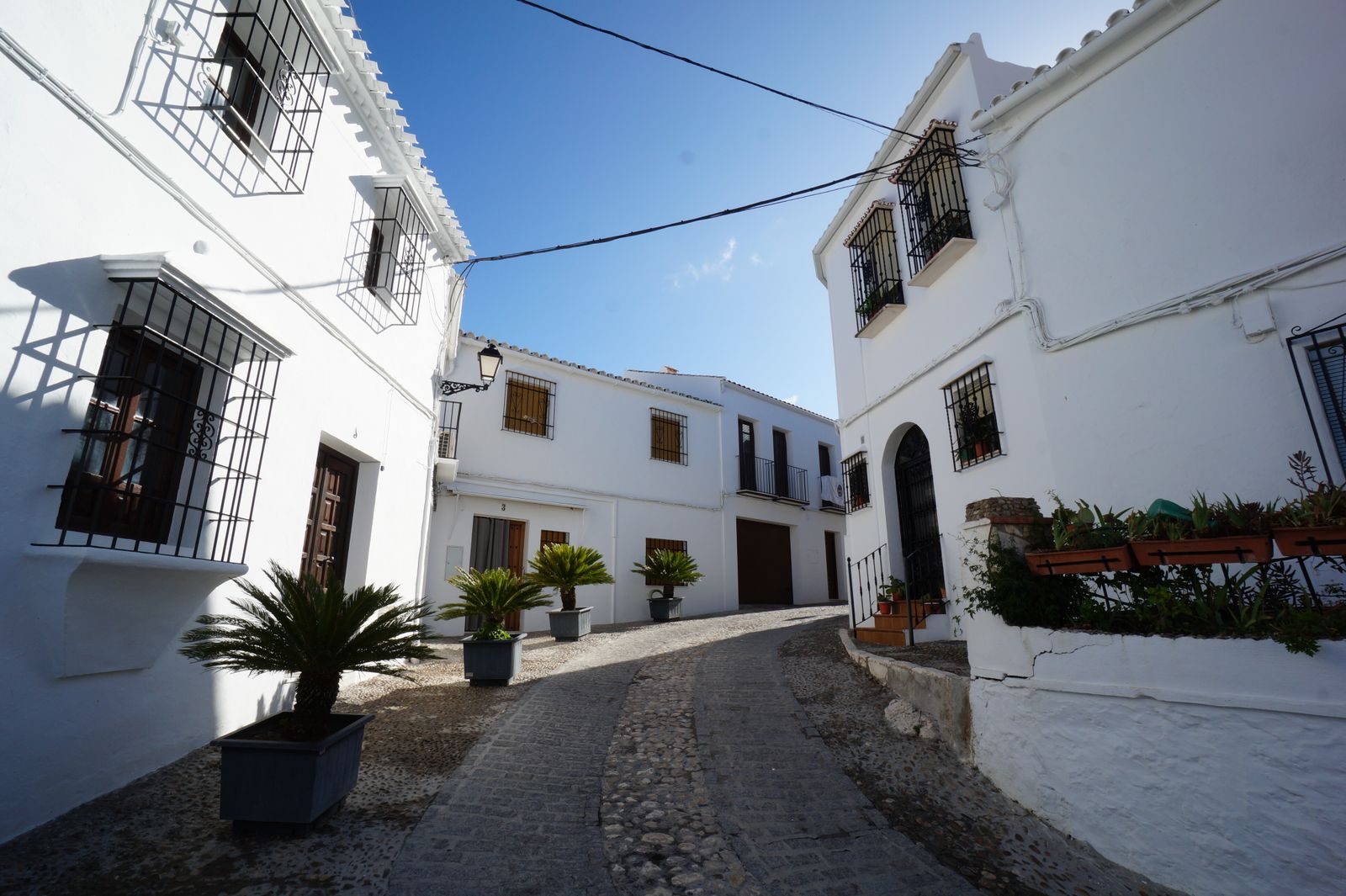 Las fotografías de un paseo por Zuheros, el municipio de Córdoba que resiste libre de covid