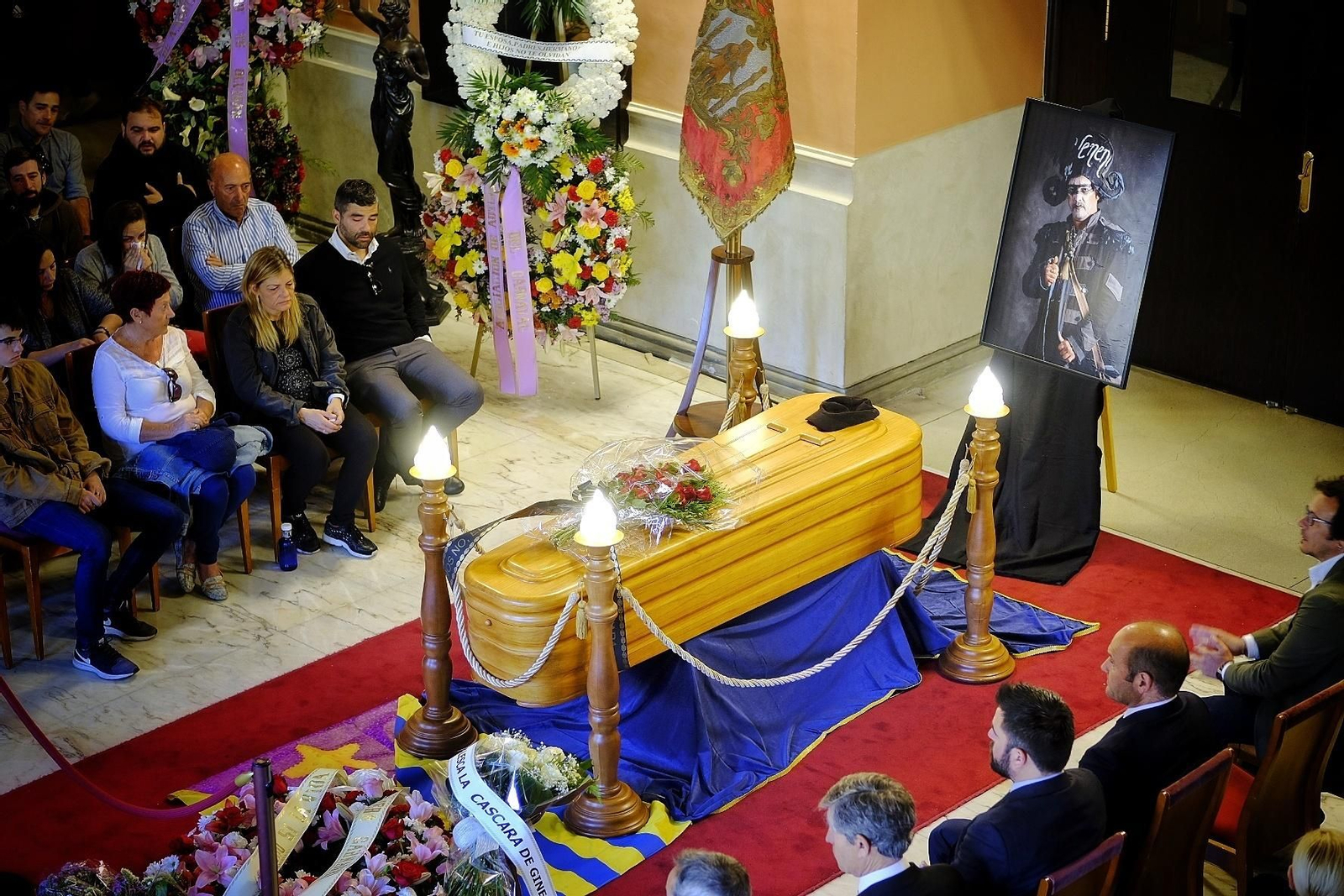 Las imágenes de la capilla ardiente de Juan Carlos Aragón