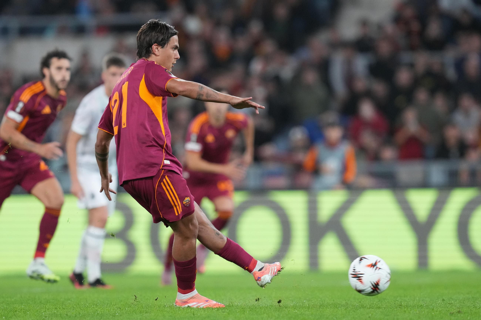 Roma-Viktoria Plzen (3).jpg