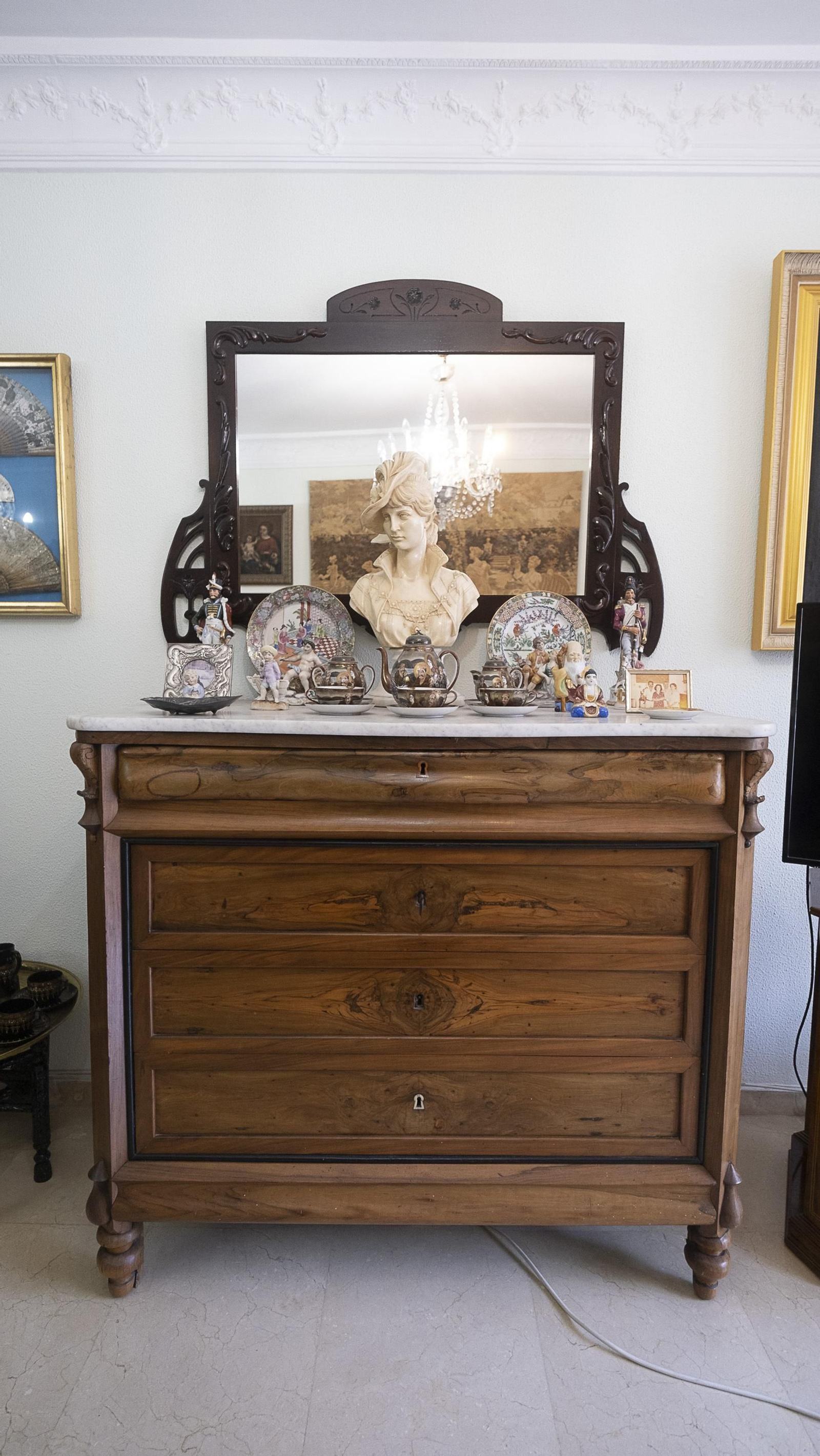 Interior de la casa: Calle Brasil