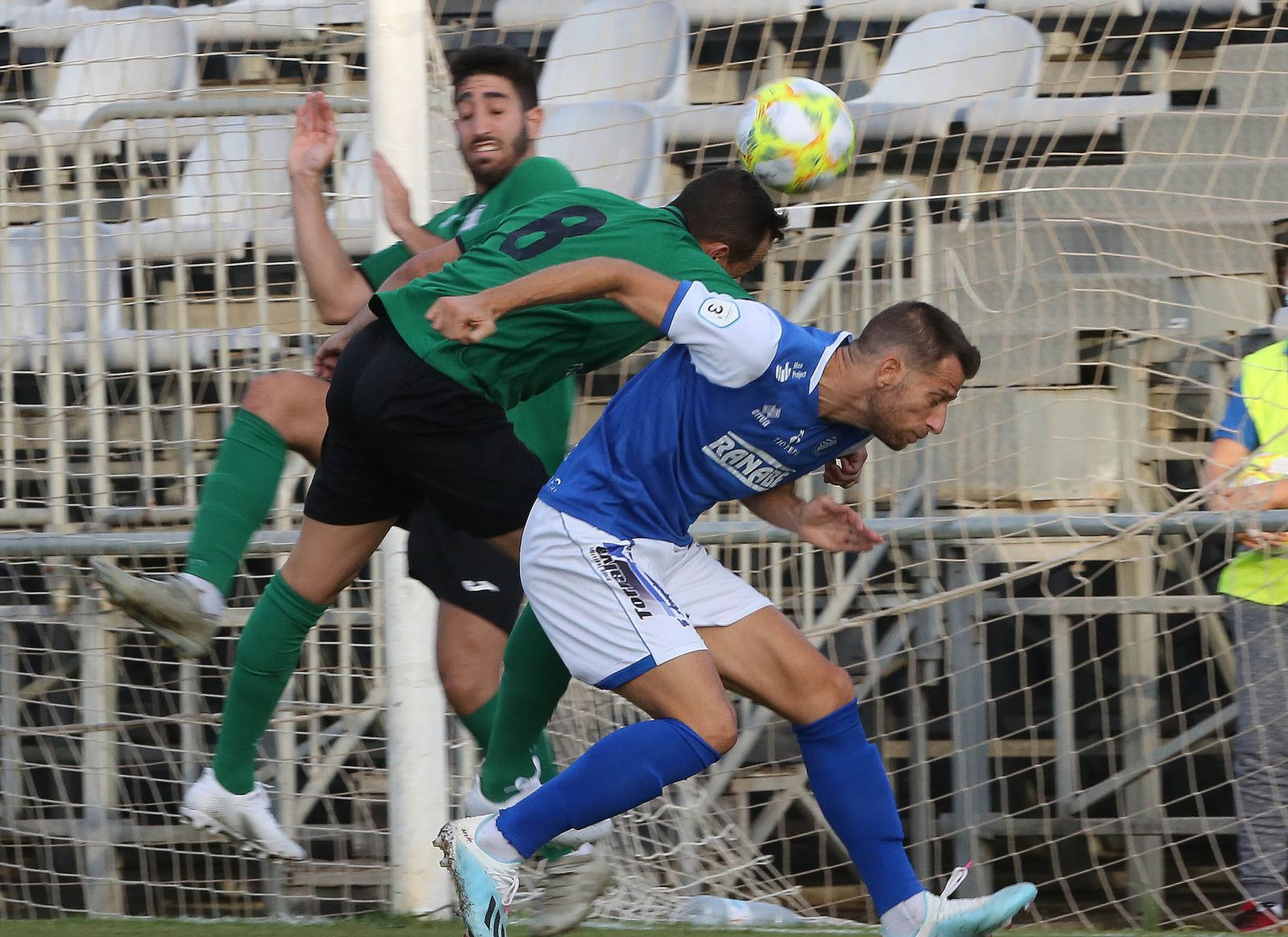 Imágenes del partido entre el XerezDFC y el Jerez industrial