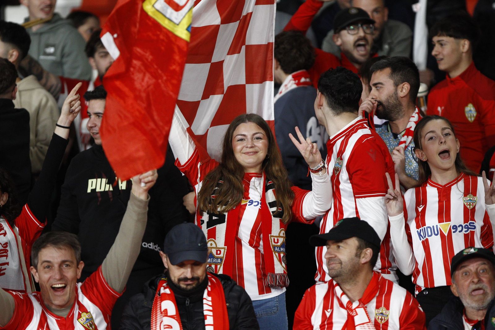 Las fotografías del partido U.D. Almería-Córdoba C.F.