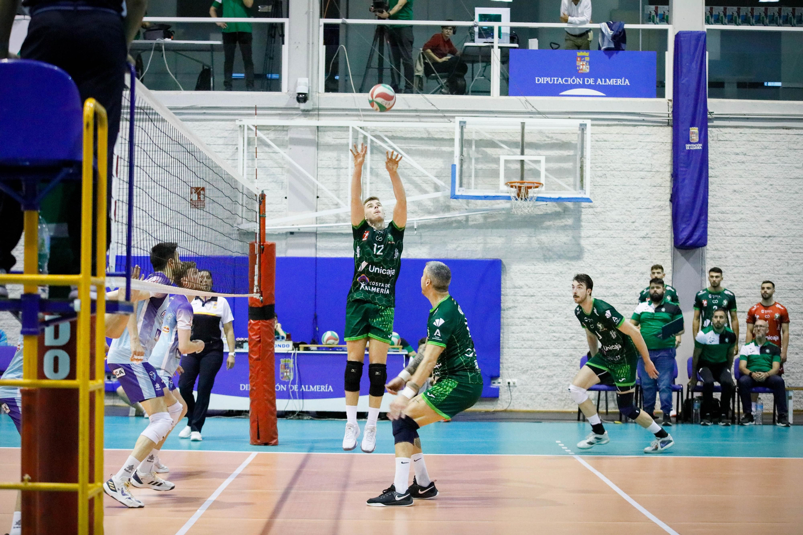 Imágenes del partido entre Unicaja Almería y Grupo Herce Soria