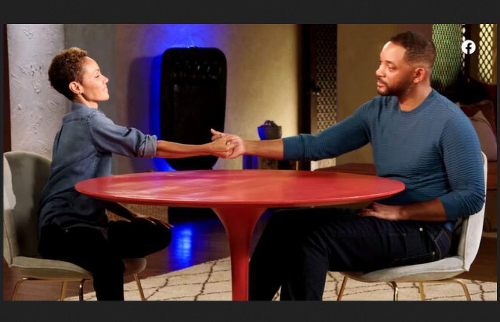 Jada y Will Smith se estrechan la mano al finalizar la incómoda conversación