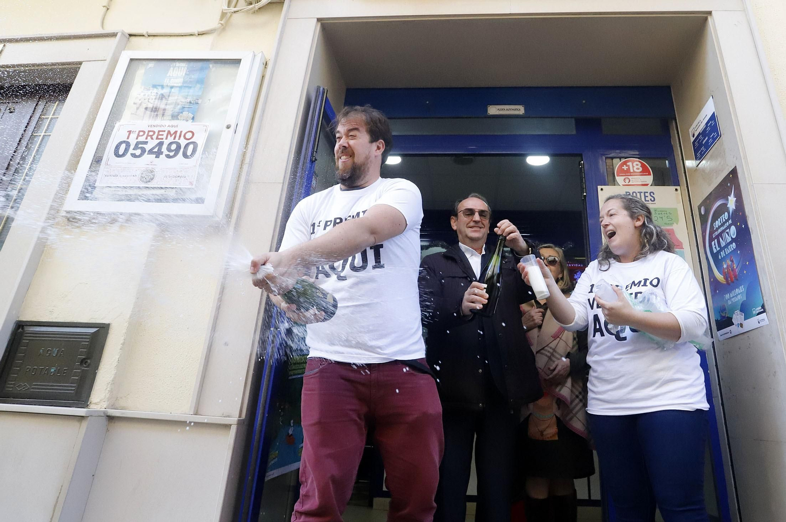 Las mejores imágenes del Gordo de la Lotería en Gibraleón