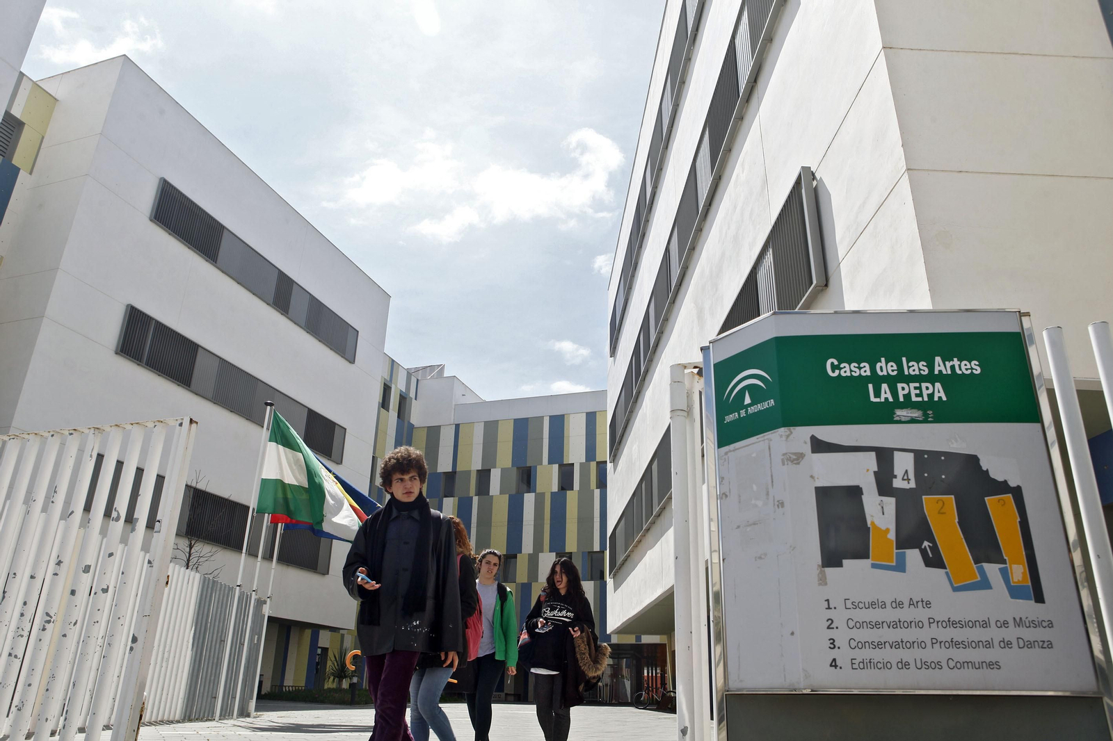 Casa de las Artes, donde se encuentra el Conservatorio de Música Manuel de Falla.