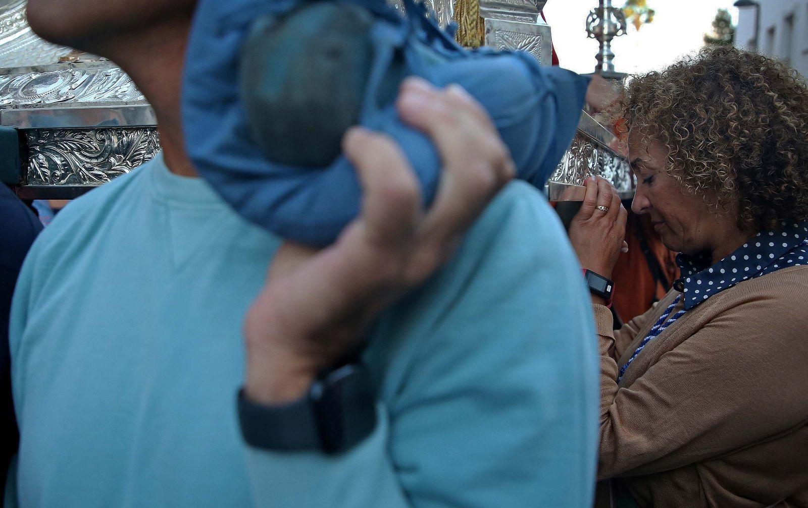 El regreso a su templo de la Virgen de la Luz de Tarifa, en imágenes